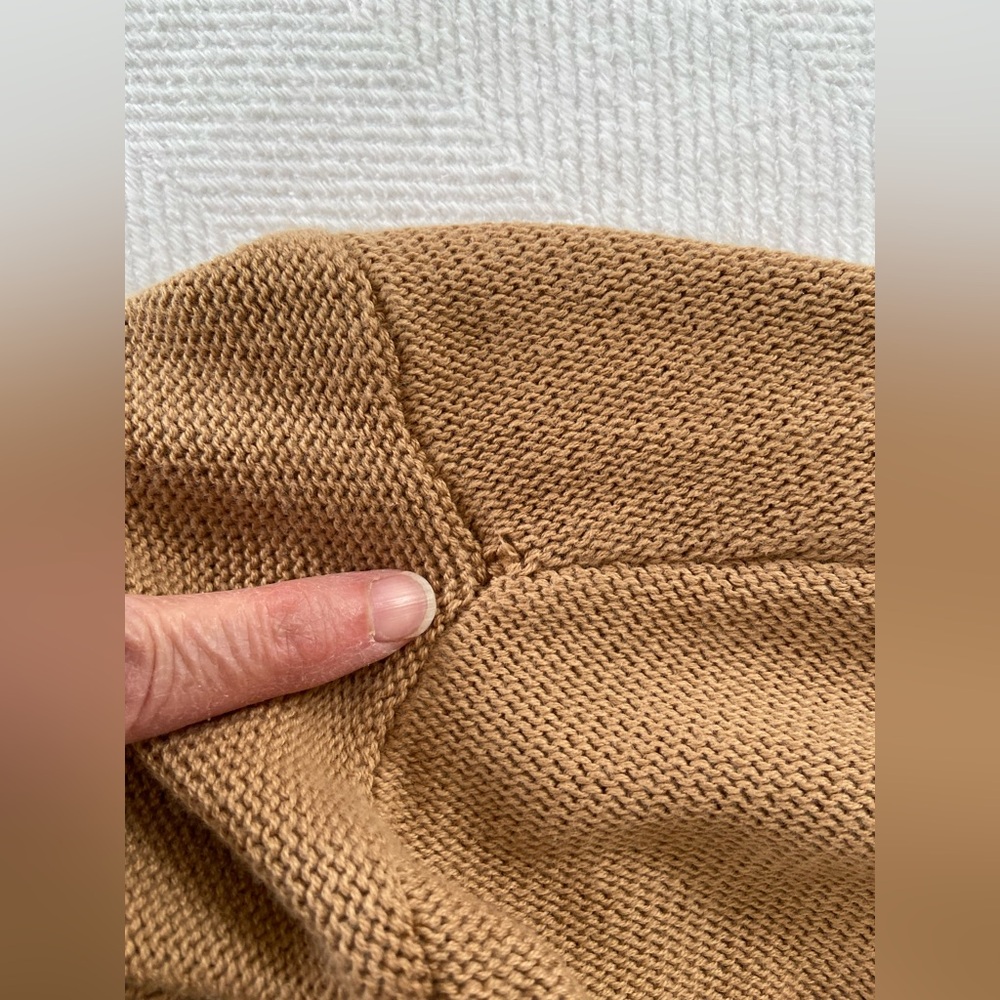 Quince Organic Cotton Cropped Cardigan Sweater Camel Brown Faux Horn Button Sz M - Picture 16 of 16